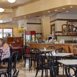 Nut Tree Plaza - Vacaville