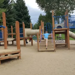 Nottingham Lake Park - Avon