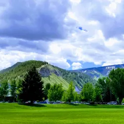 Nottingham Lake Park - Avon