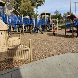 DeKoevend Park - Centennial