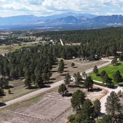 Fox Run Regional Park - Monument