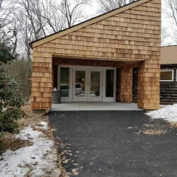 Roaring Brook Nature Center - Avon