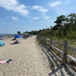 Tod's Point Lighthouse - Greenwich
