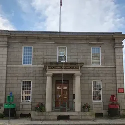 Custom House Maritime Museum - New London