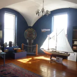 Custom House Maritime Museum - New London