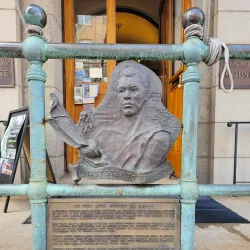 Custom House Maritime Museum - New London