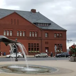 New London Waterfront Park - New London