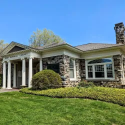 The Gunn Memorial Library - New Milford