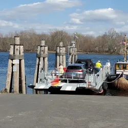 Rocky Hill-Glastonbury Ferry - Rocky Hill