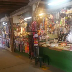 Auburndale Flea Market - Auburndale