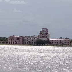 Harder Hall Hotel - Avon Park