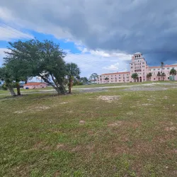 Harder Hall Hotel - Avon Park