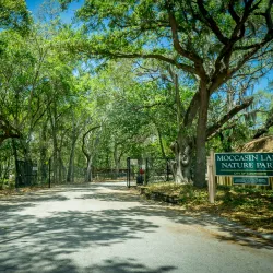 Moccasin Lake Nature Park - Clearwater