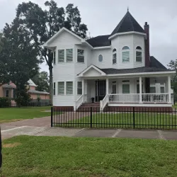 DeFuniak Springs Community Center - Defuniak Springs