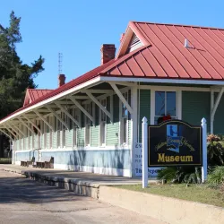 DeFuniak Springs Depot Museum - Defuniak Springs