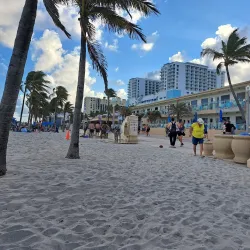 Hollywood Beach Broadwalk - Hollywood