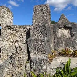 Coral Castle Museum - Homestead