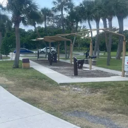 Bryant Park - Lake Worth