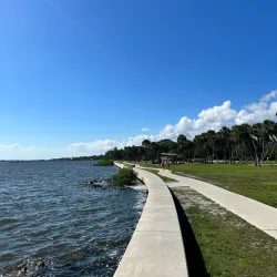 Bryant Park - Lake Worth