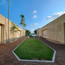 Lakeside Park - Miami Lakes