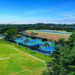 Miami Lakes Swim and Tennis Club - Miami Lakes