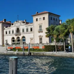 Vizcaya Museum and Gardens - Miami
