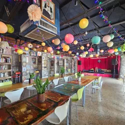 Stardust Video & Coffee - Oviedo