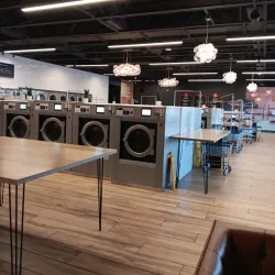 Spring Hill Shopping Center - Spring Hill