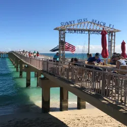 Pier Park - Sunny Isles Beach