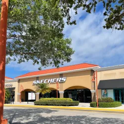 Vero Beach Outlets - Vero Beach