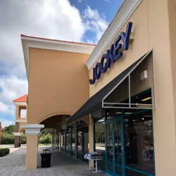 Vero Beach Outlets - Vero Beach