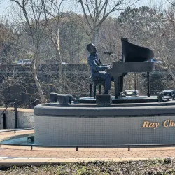 Albany Welcome Center and Riverfront Park - Albany