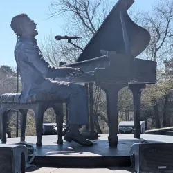 Albany Welcome Center and Riverfront Park - Albany