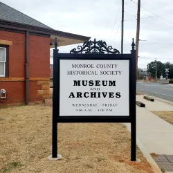 Monroe County Museum - Forsyth