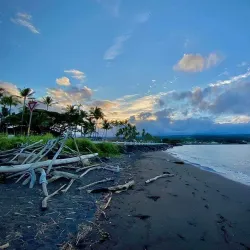 Hilo Bayfront Beach Park - Hilo