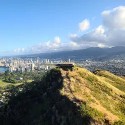 Diamond Head State Monument - Honolulu