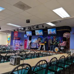 Pearl City Shopping Center - Pearl City