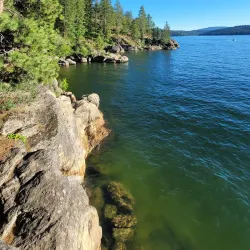 Tubbs Hill Nature Trails - Coeur d'Alene