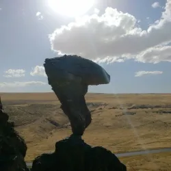 Balanced Rock - Twin Falls