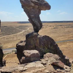 Balanced Rock - Twin Falls