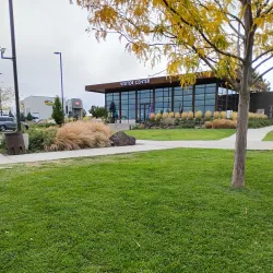 Twin Falls Visitor Center - Twin Falls