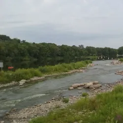 Algonquin Riverwalk Park - Algonquin