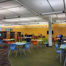 Arlington Heights Memorial Library - Arlington Heights