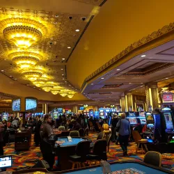 Hollywood Casino Aurora - Aurora