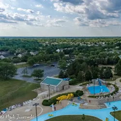Water's Edge Aquatic Center - Bolingbrook