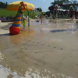 Water's Edge Aquatic Center - Bolingbrook