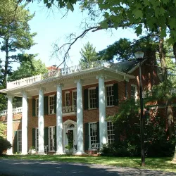 Cedarhurst Center for the Arts - Carbondale