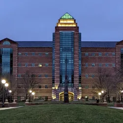 University of Illinois Urbana-Champaign - Champaign