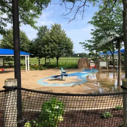 Deerfield Family Aquatic Center - Deerfield