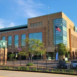 Des Plaines Public Library - Des Plaines